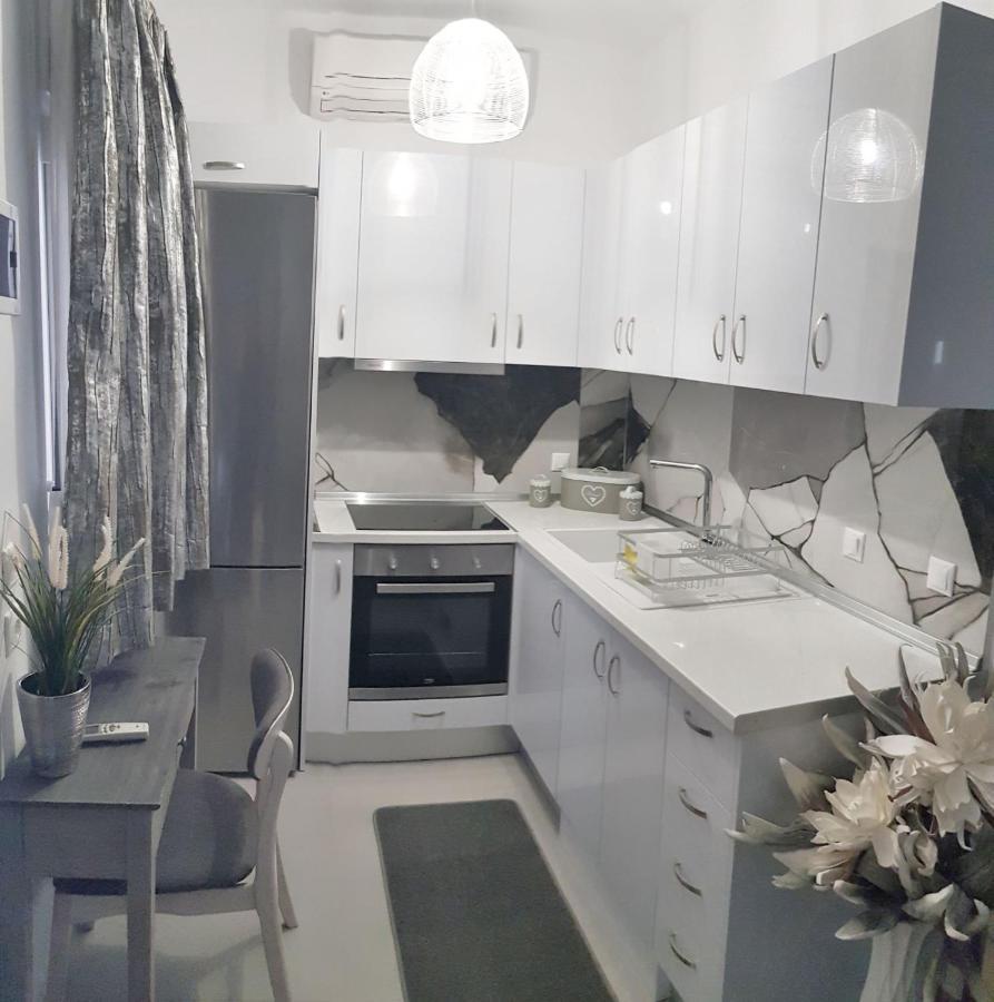 Polychrono New 2 Bedroom Apt. Just By The Sea! Zewnętrze zdjęcie